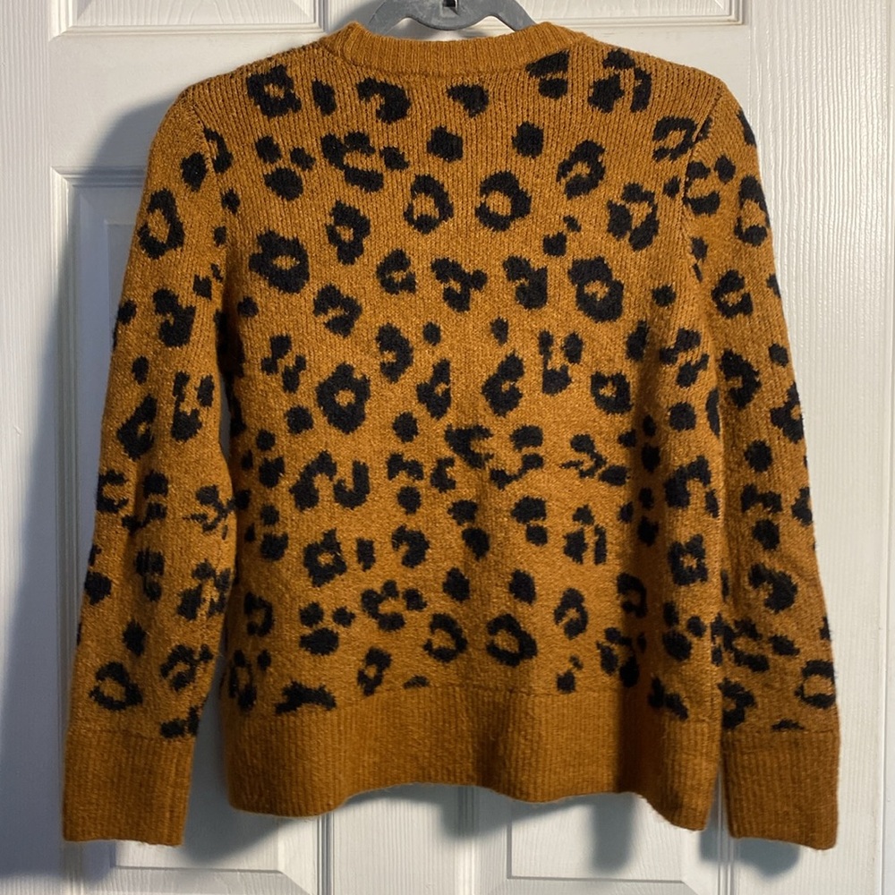 Old Navy Leopard Animal Print Sweater Petite Small - Picture 2 of 8